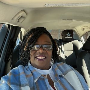 Meet your Posher, Jacqueline